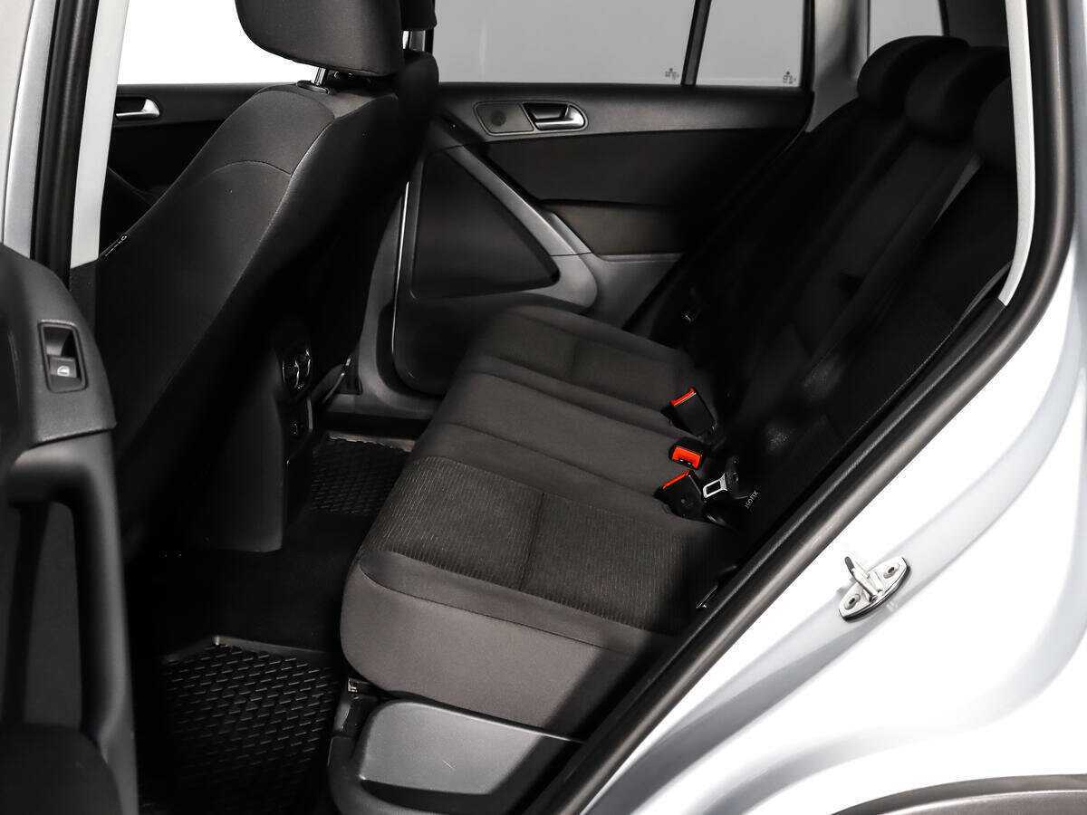 Б/У Фольксваген Тигуан 2012 года. Фото: #9