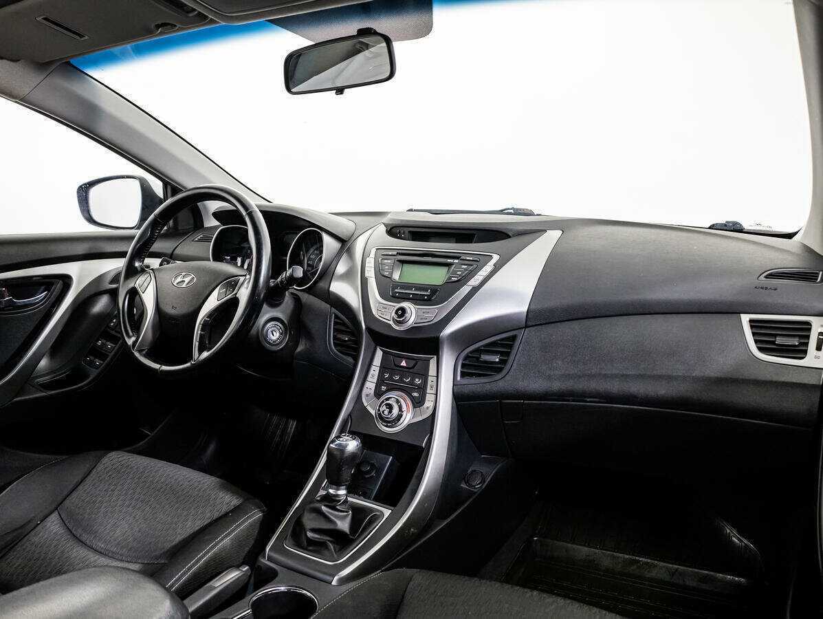 Б/У Хендай Елантра 2013 года. Фото: #8