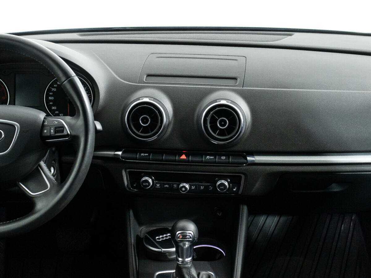 Б/У Ауди А3 2013 года. Фото: #12