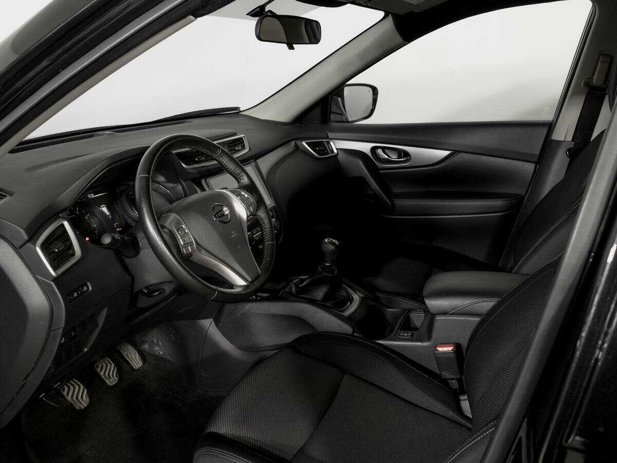 Б/У Ниссан Икс-Трейл 2018 года. Фото: #14