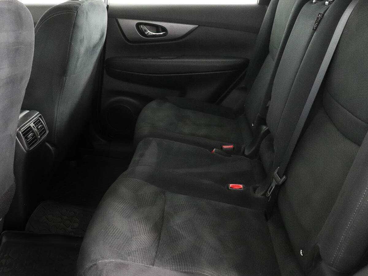 Б/У Ниссан Икс-Трейл 2017 года. Фото: #7