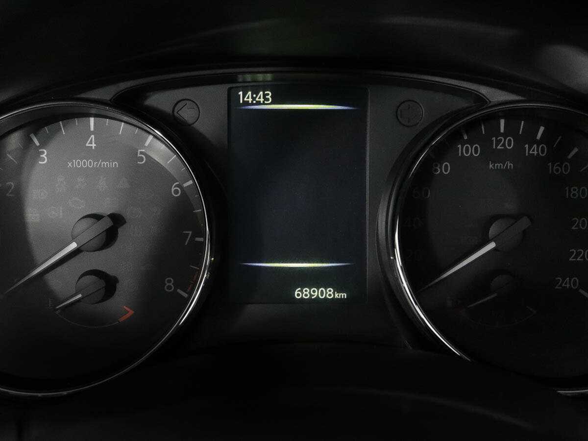 Б/У Ниссан Икс-Трейл 2017 года. Фото: #8