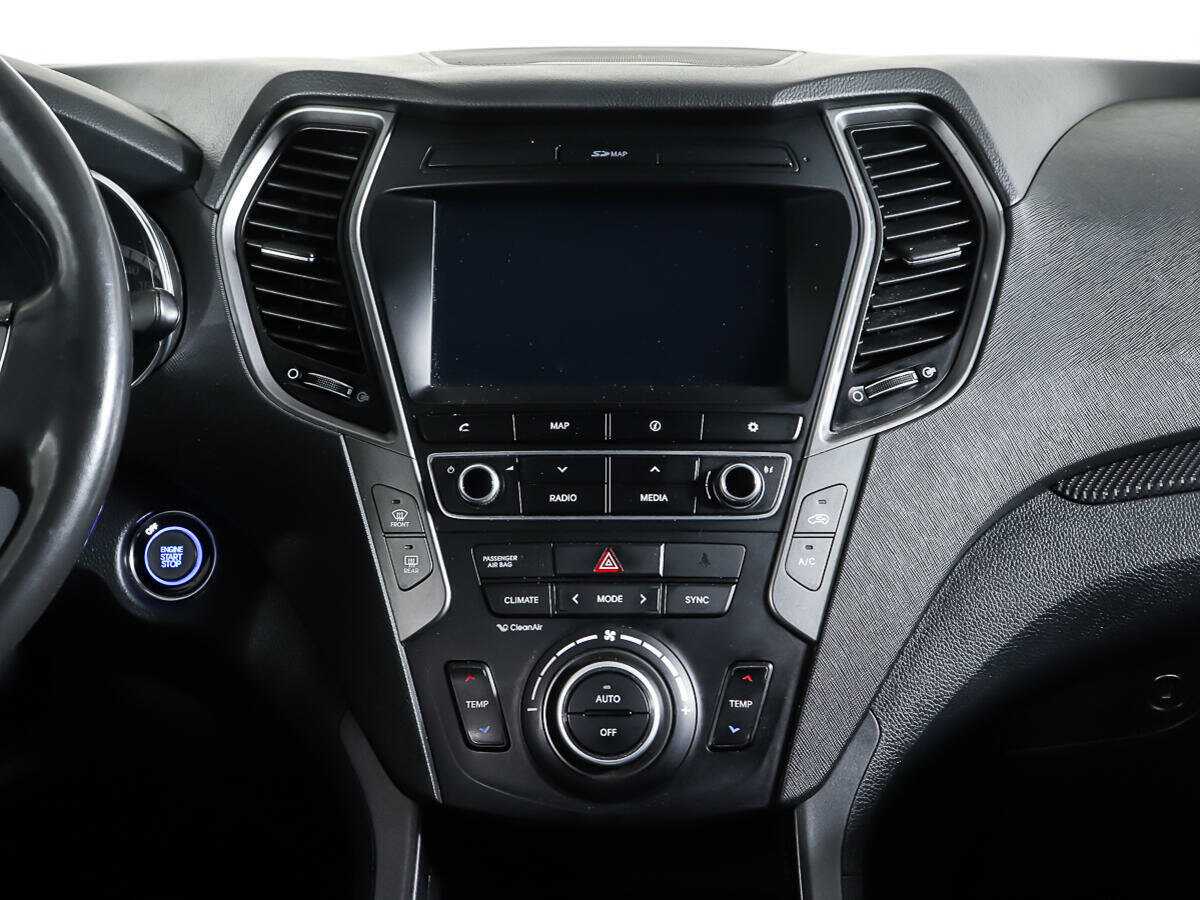 Б/У Хендай Санта Фе 2016 года. Фото: #11