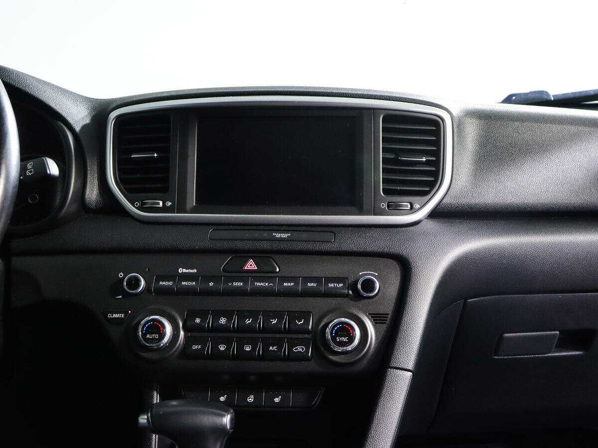 Б/У Киа Спортейдж 2021 года. Фото: #10