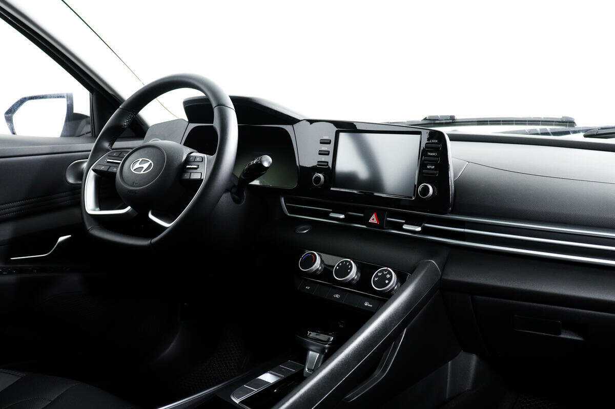 Б/У Хендай Елантра 2023 года. Фото: #8