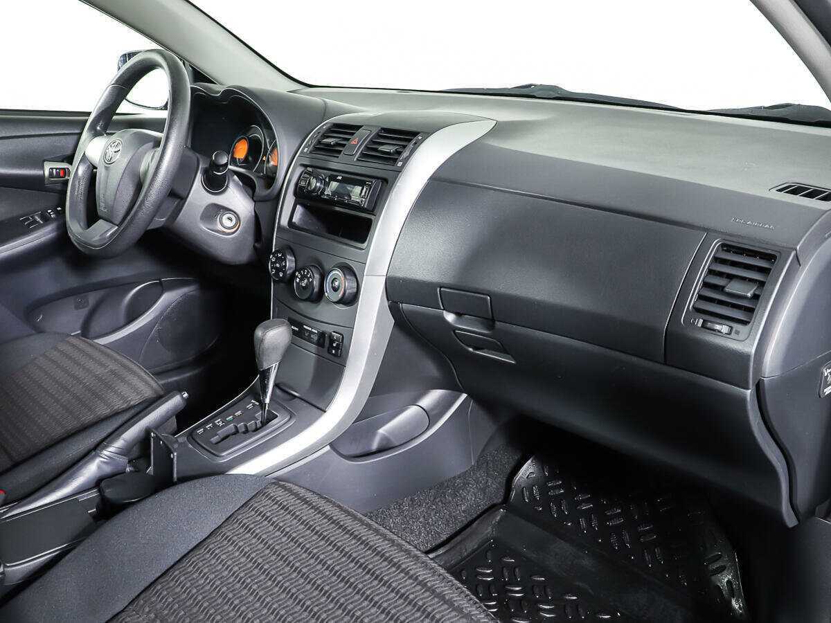 Б/У Тойота Королла 2012 года. Фото: #10