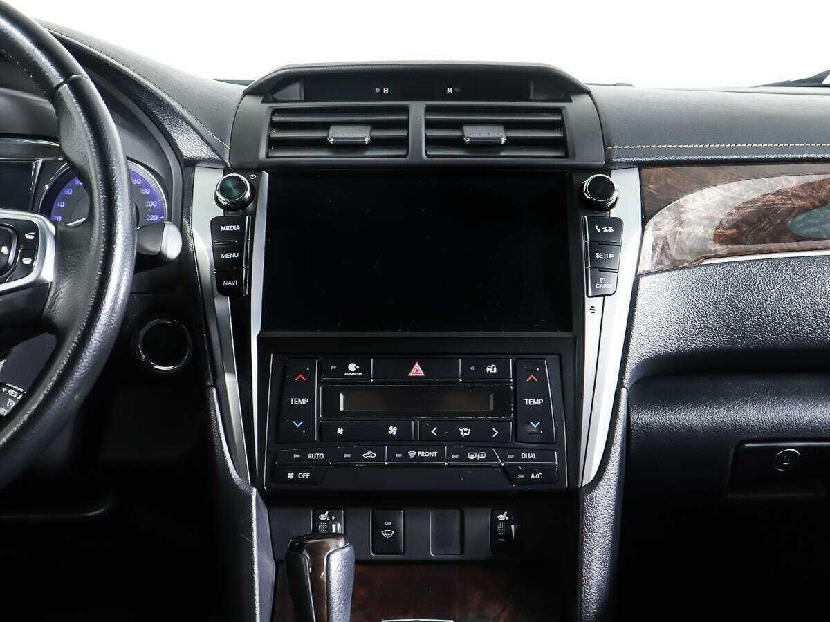 Б/У Тойота Камри 2017 года. Фото: #13