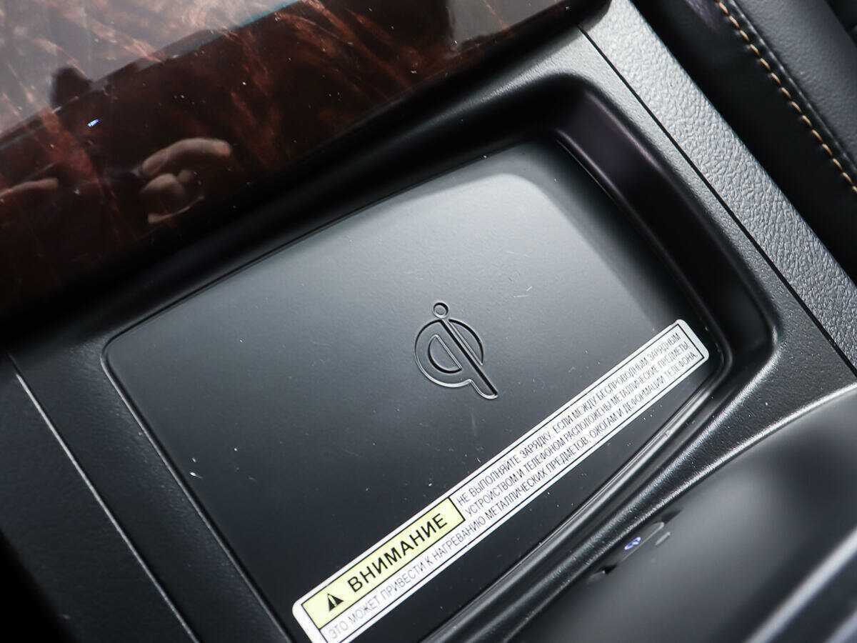 Б/У Тойота Камри 2017 года. Фото: #22