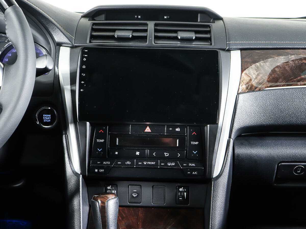 Б/У Тойота Камри 2017 года. Фото: #13