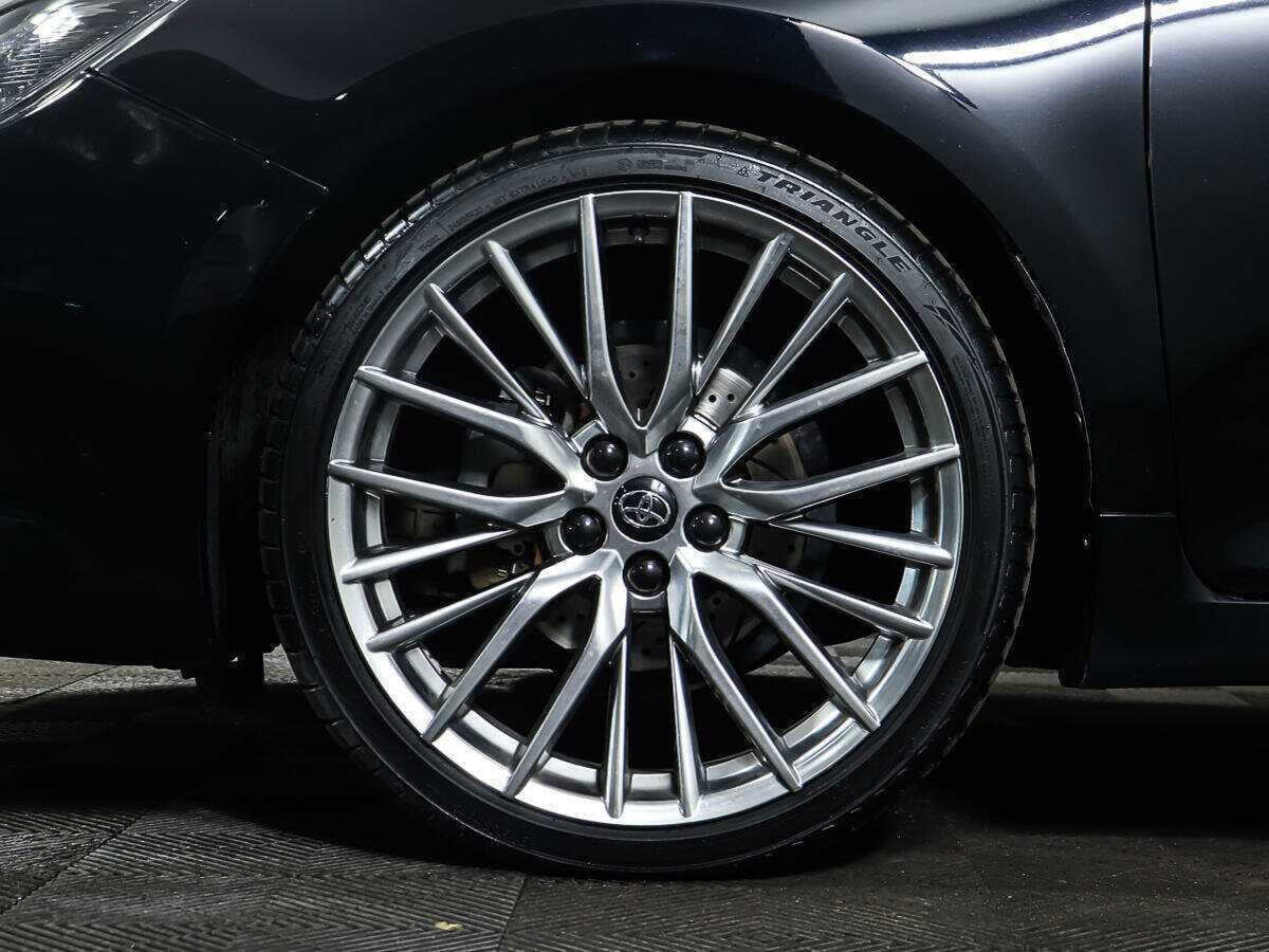 Б/У Тойота Камри 2017 года. Фото: #18