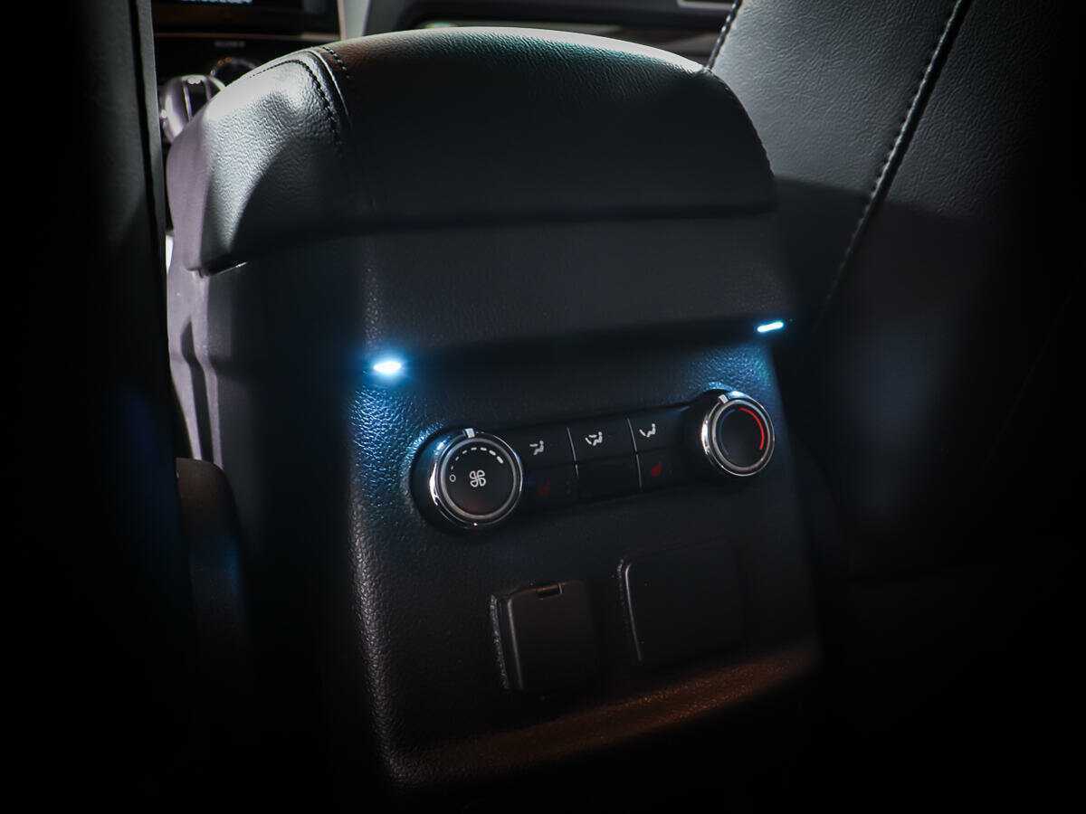 Б/У Форд Експлорер 2015 года. Фото: #16