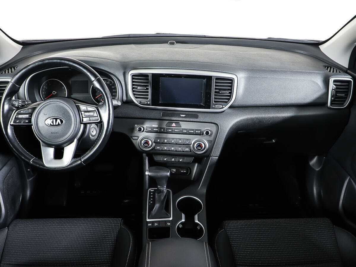 Б/У Киа Спортейдж 2018 года. Фото: #10