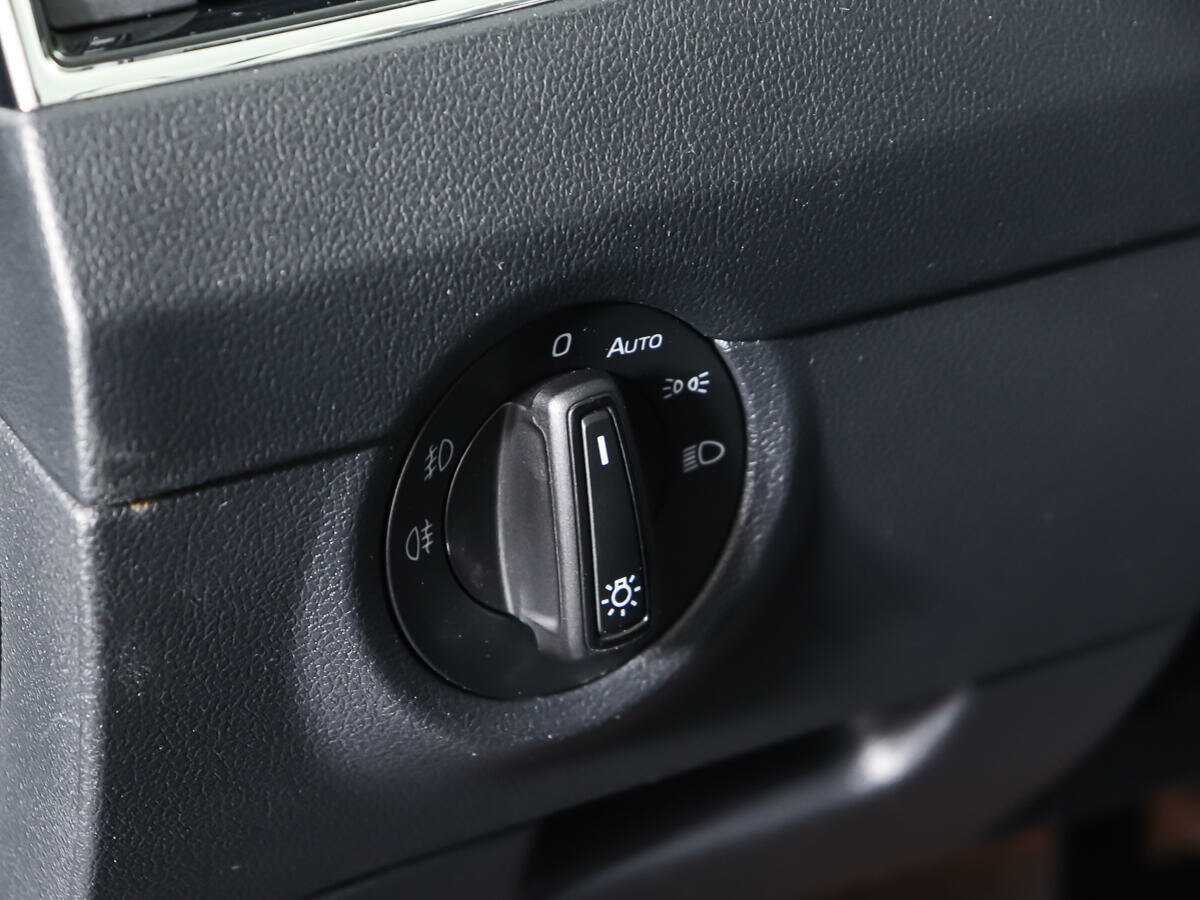 Б/У Шкода Октавия 2018 года. Фото: #15