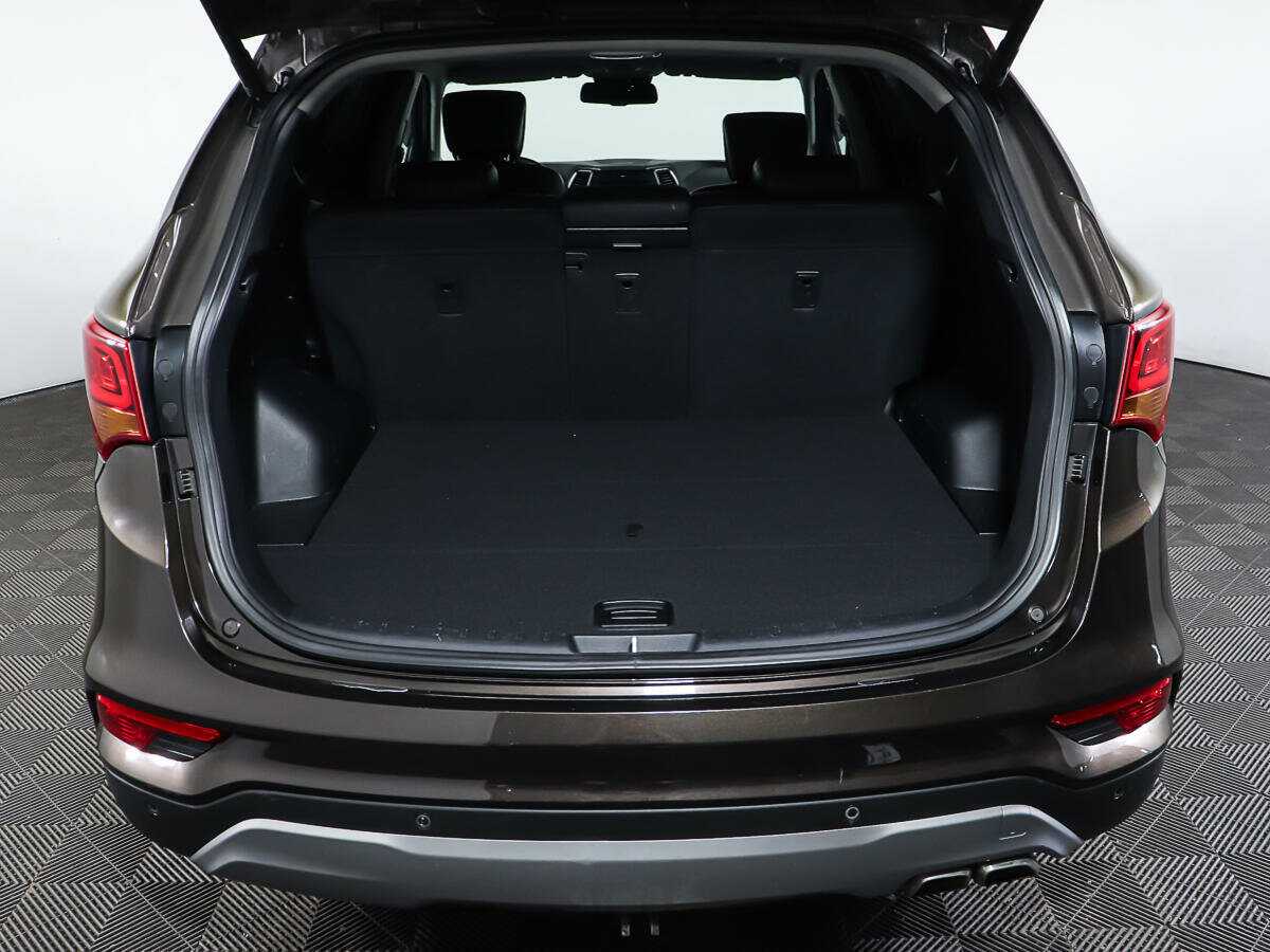 Б/У Хендай Санта Фе 2016 года. Фото: #9