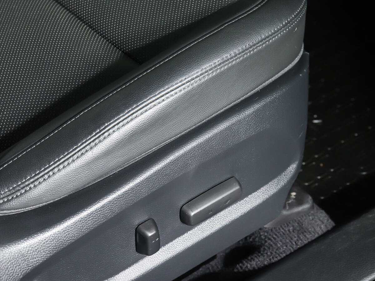 Б/У Хендай Санта Фе 2016 года. Фото: #17