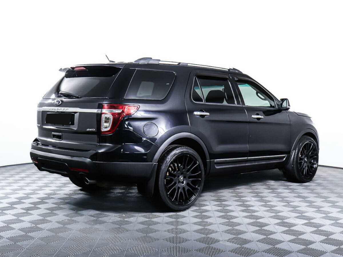 Б/У Форд Експлорер 2013 года. Фото: #4