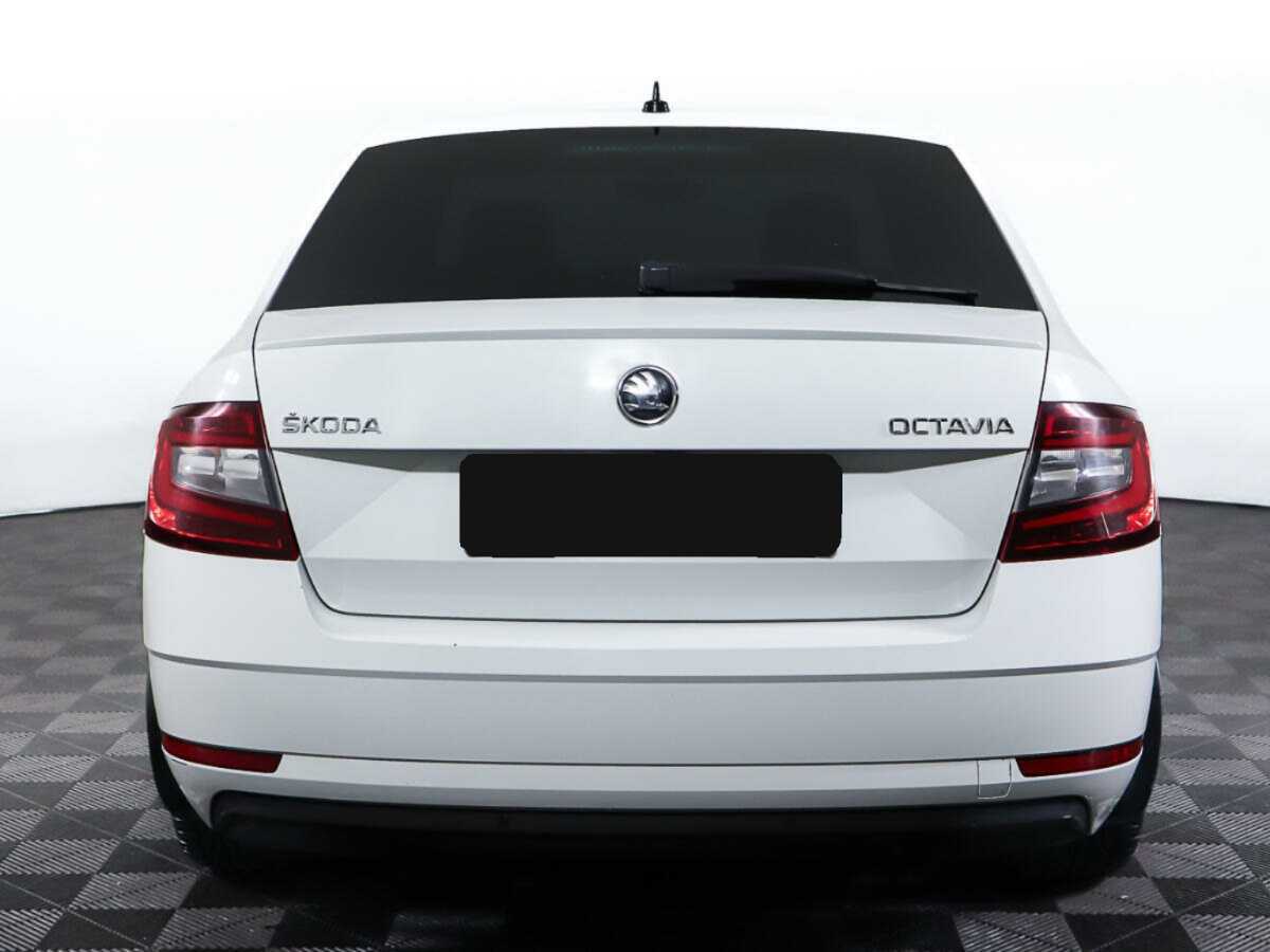 Б/У Шкода Октавия 2019 года. Фото: #5