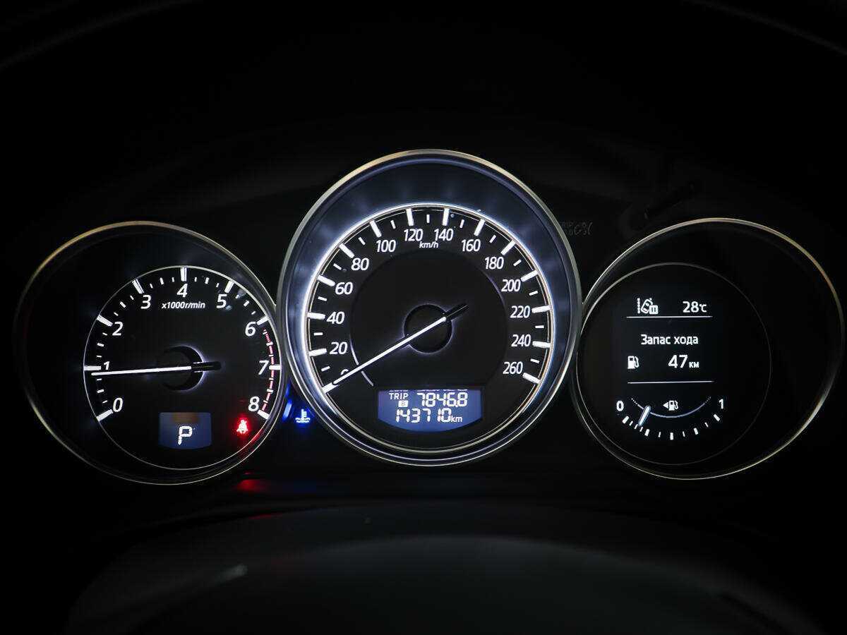 Б/У Мазда Ц-Икс-5 2015 года. Фото: #13