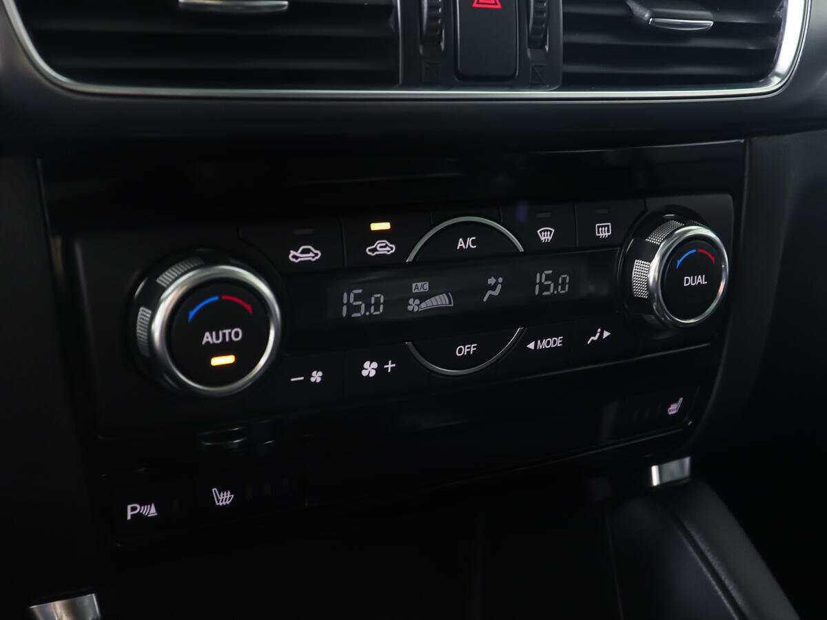 Б/У Мазда Ц-Икс-5 2015 года. Фото: #21