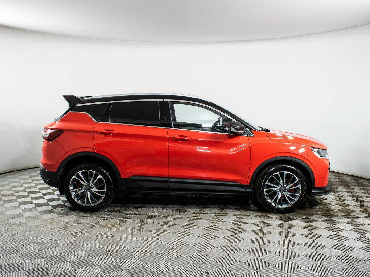 Б/У Джили Кулрэй 2023 года. Фото: #3