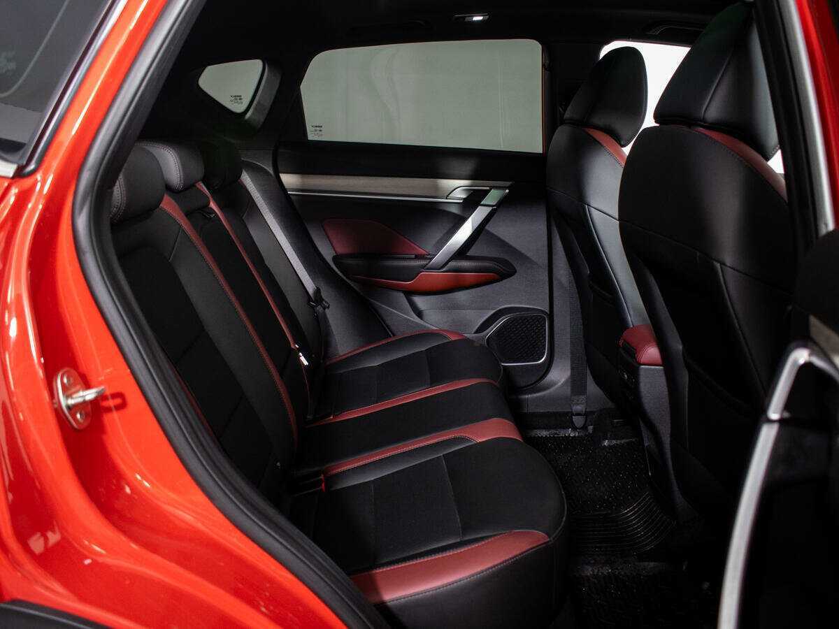 Б/У Джили Кулрэй 2023 года. Фото: #8