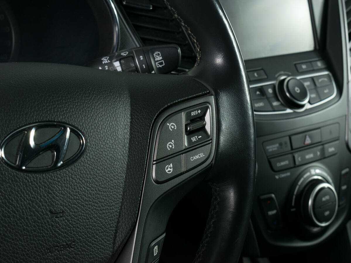 Б/У Хендай Санта Фе 2014 года. Фото: #14