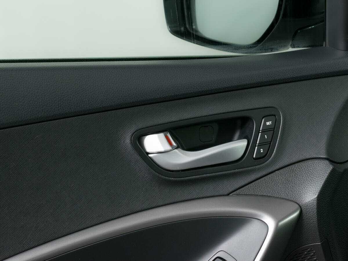 Б/У Хендай Санта Фе 2014 года. Фото: #18