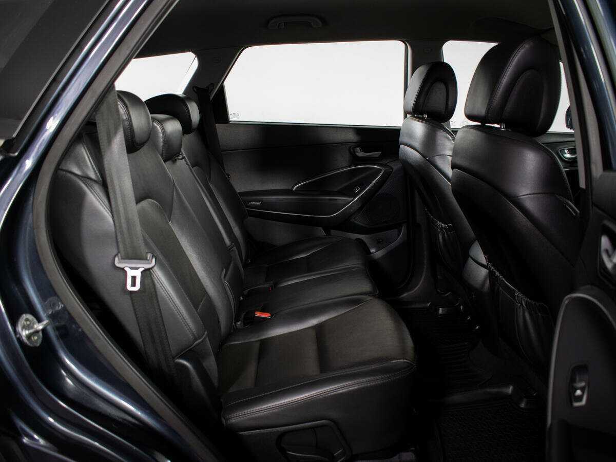 Б/У Хендай Санта Фе 2015 года. Фото: #9