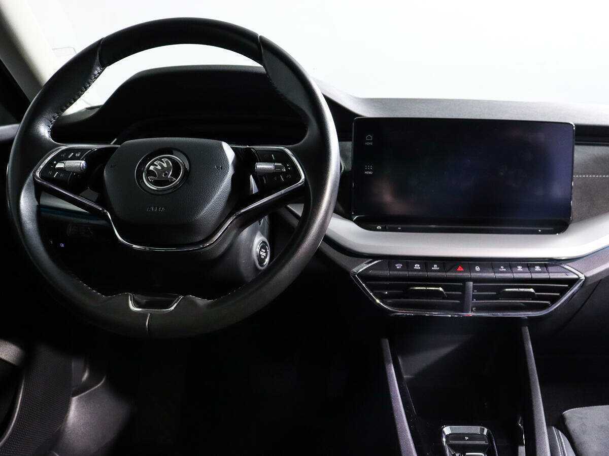 Б/У Шкода Октавия 2021 года. Фото: #9