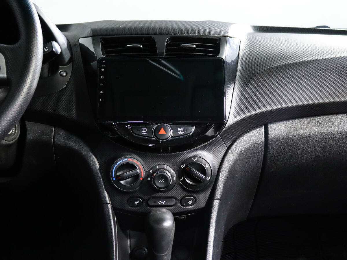 Б/У Хендай Солярис 2012 года. Фото: #12