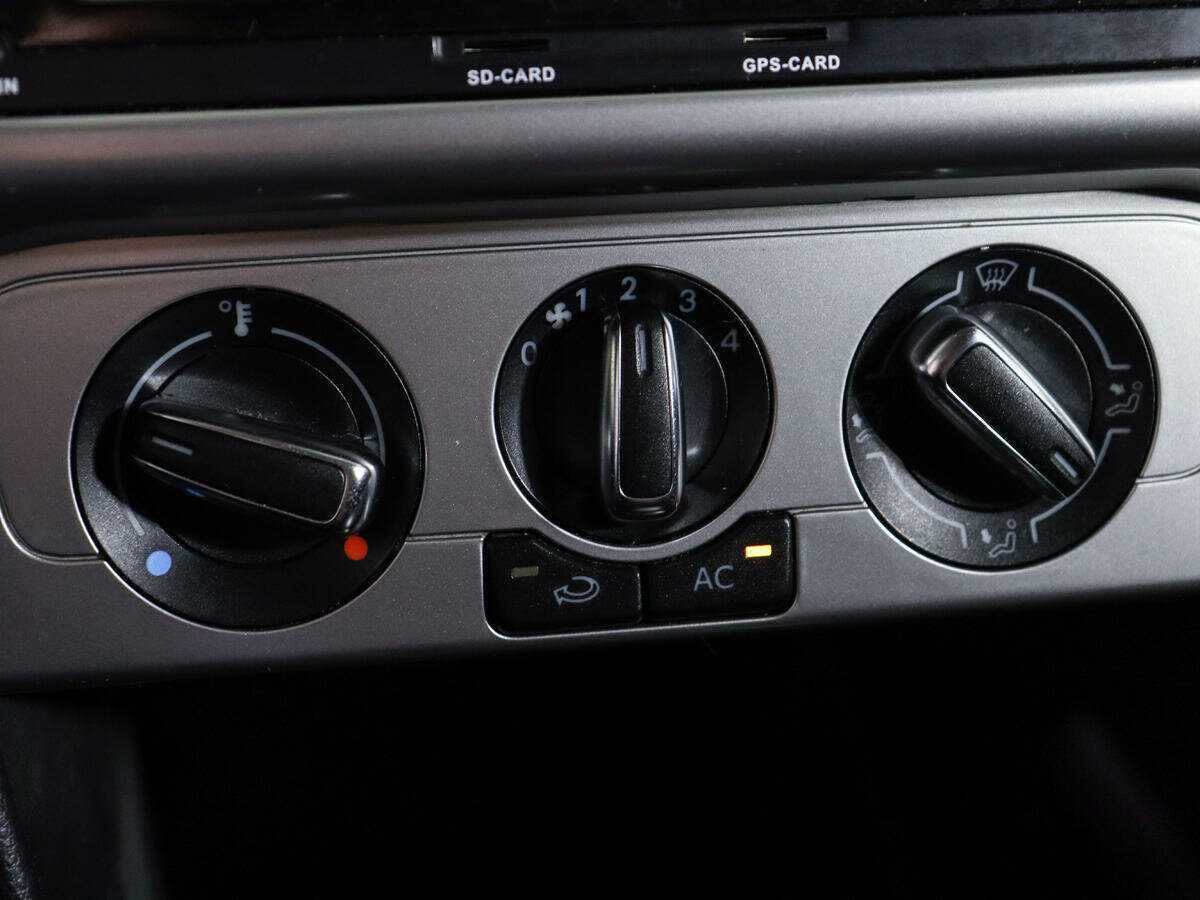 Б/У Фольксваген Поло 2013 года. Фото: #16