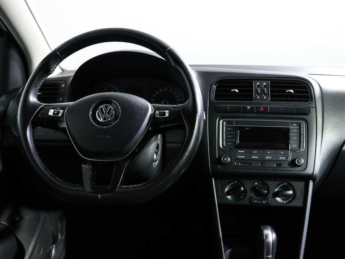 Б/У Фольксваген Поло 2018 года. Фото: #9