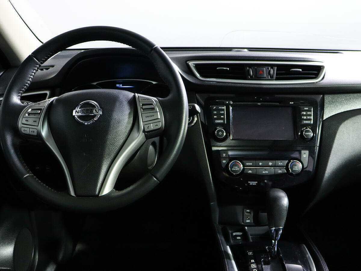 Б/У Ниссан Икс-Трейл 2015 года. Фото: #11