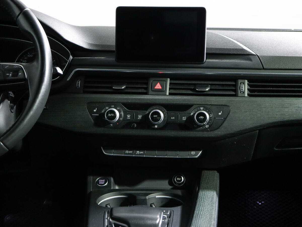 Б/У Ауди А4 2017 года. Фото: #10