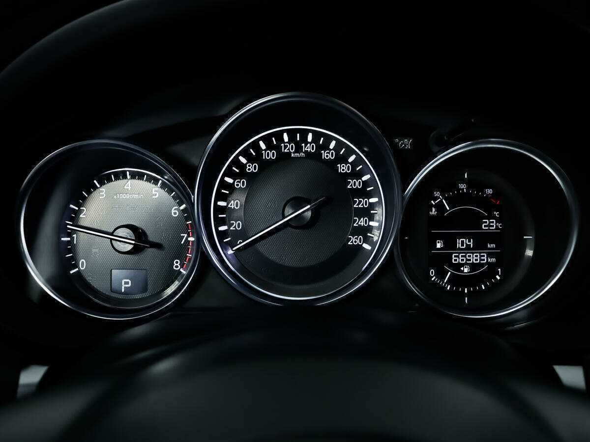 Б/У Мазда Ц-Икс-5 2018 года. Фото: #7