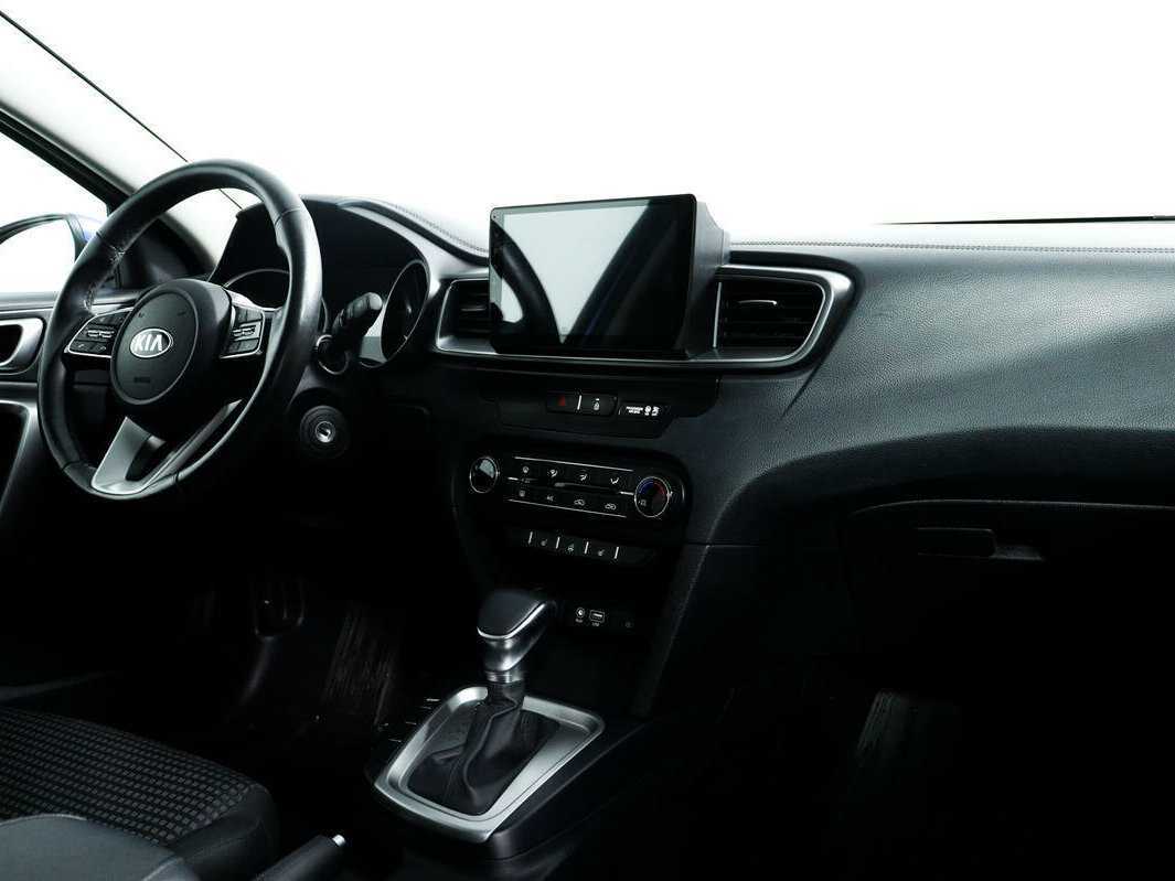 Б/У Киа Сид 2018 года. Фото: #8