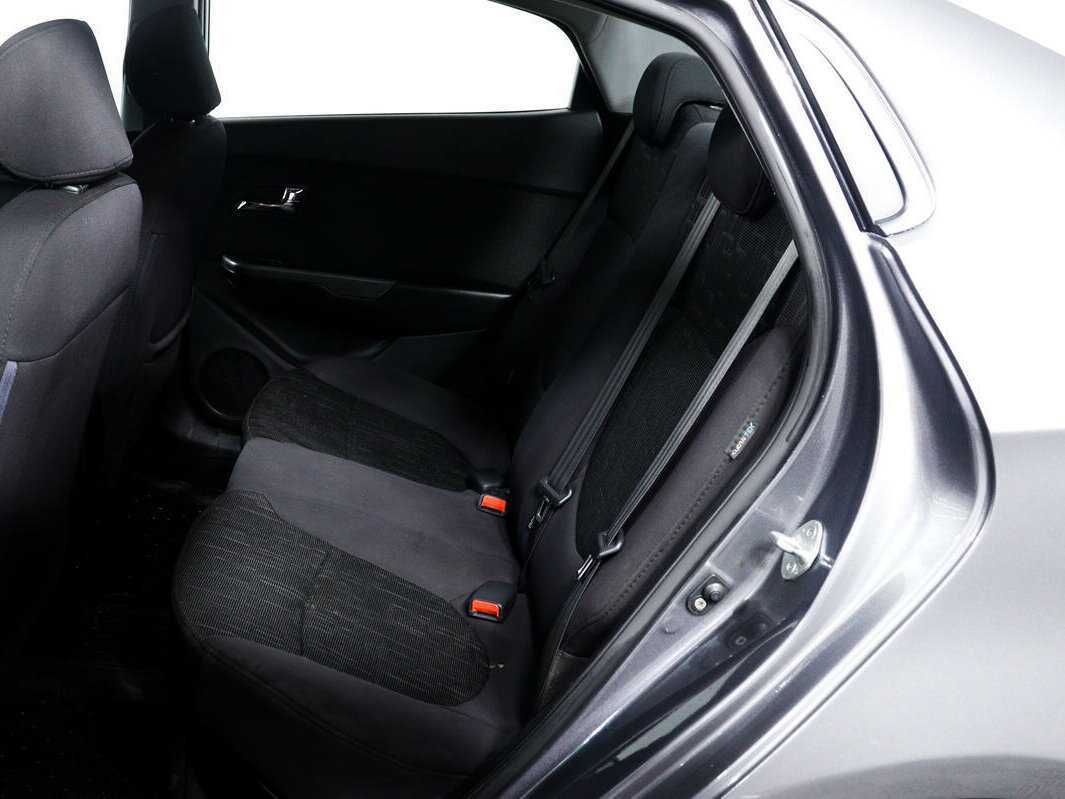 Б/У Киа Рио 2012 года. Фото: #11