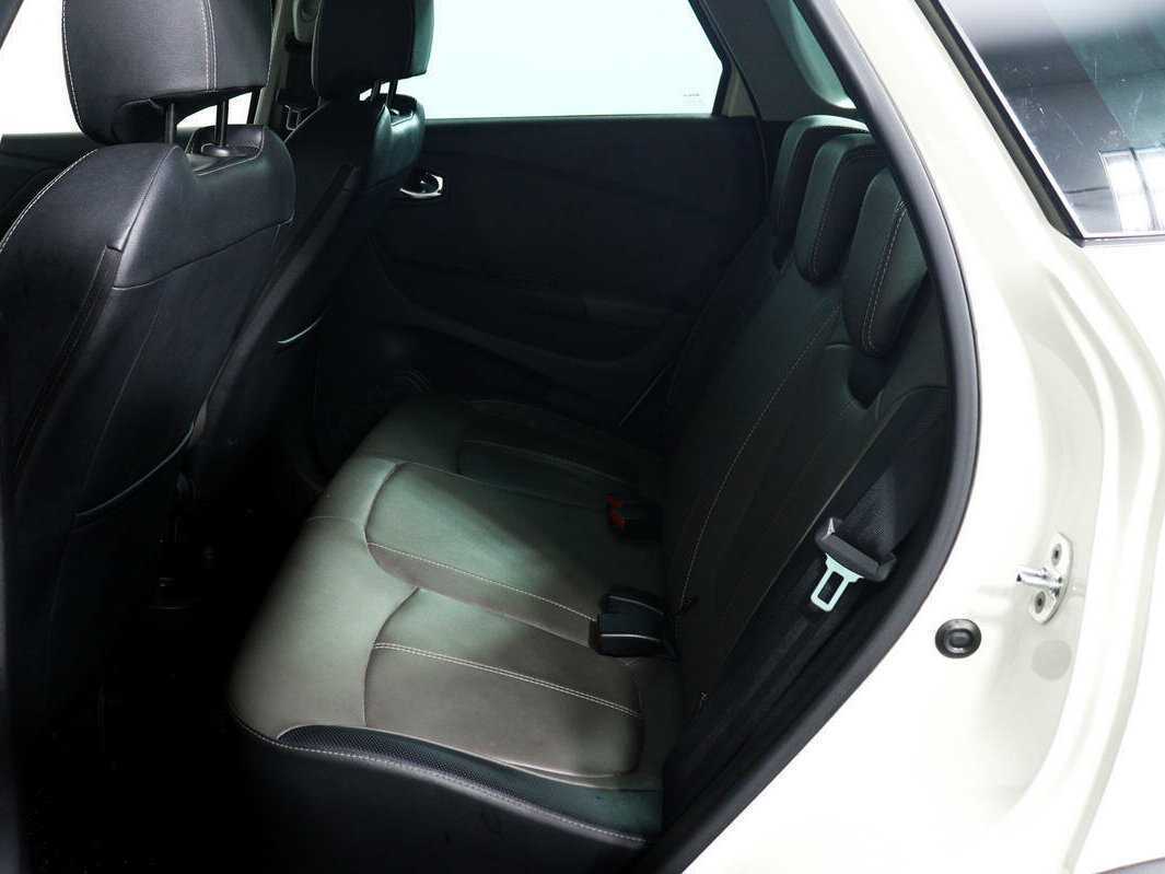 Б/У Рено Каптюр 2018 года. Фото: #11