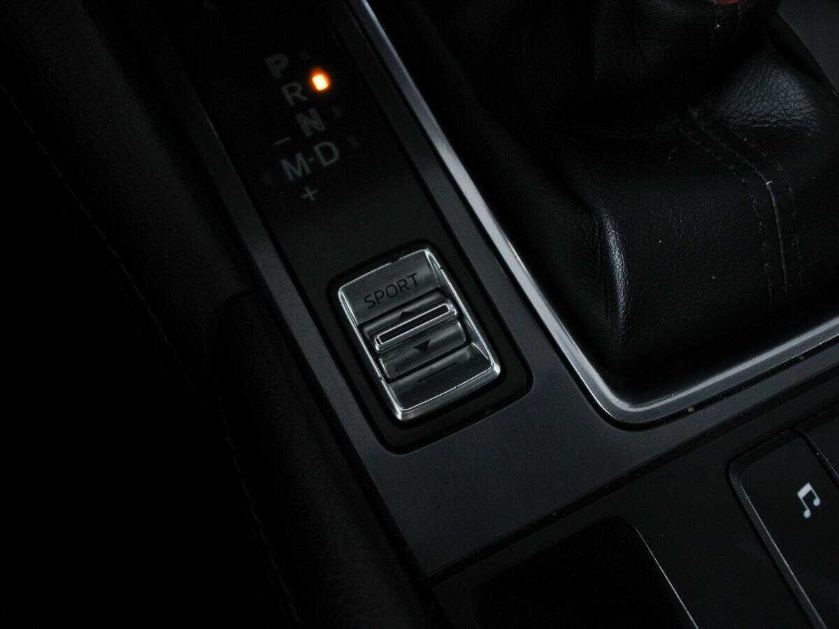 Б/У Мазда 6 2015 года. Фото: #24