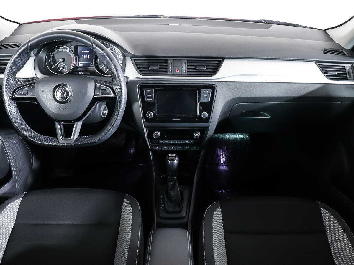 Б/У Шкода Рапид 2019 года. Фото: #10