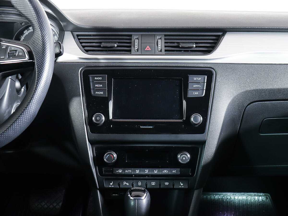 Б/У Шкода Рапид 2019 года. Фото: #11