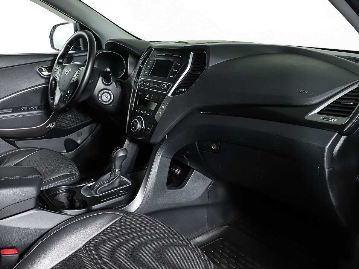 Б/У Хендай Санта Фе 2016 года. Фото: #8