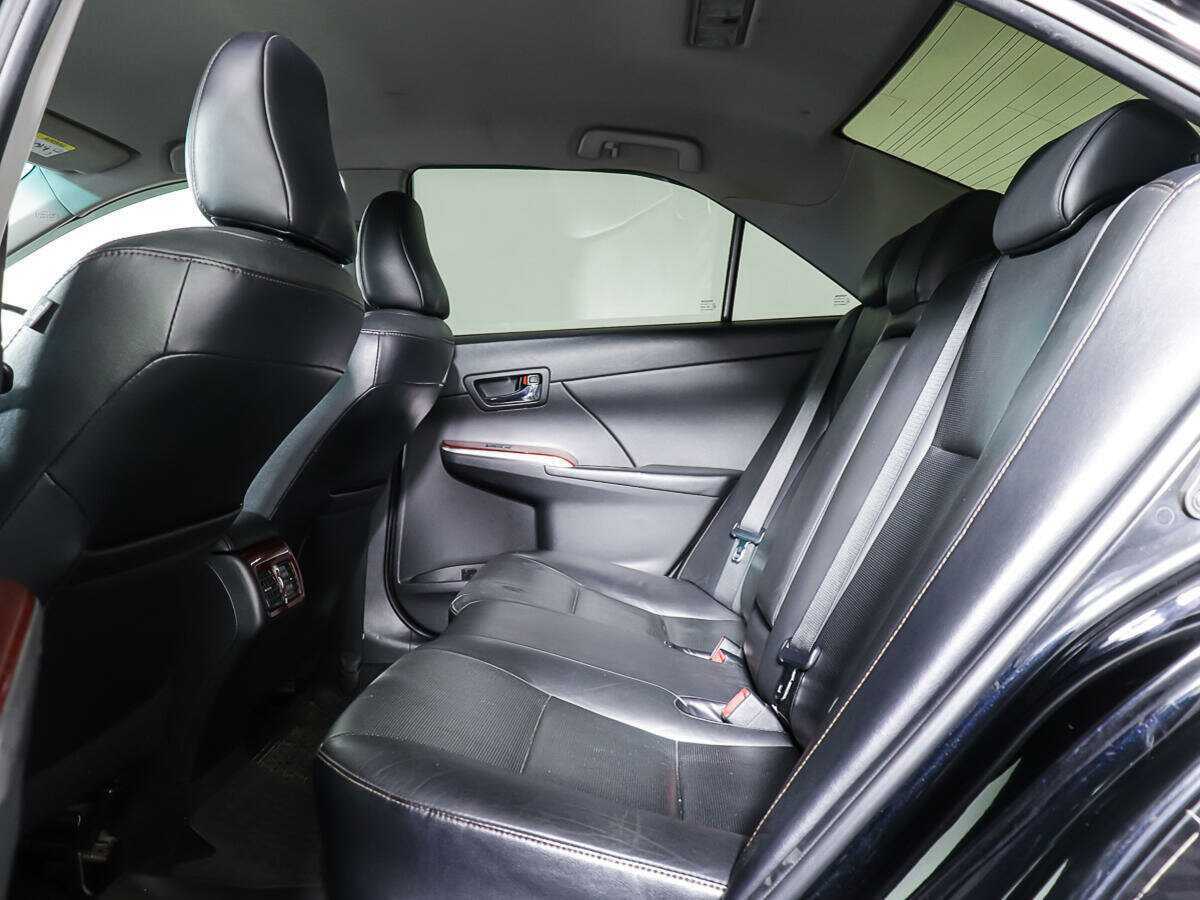 Б/У Тойота Камри 2014 года. Фото: #9