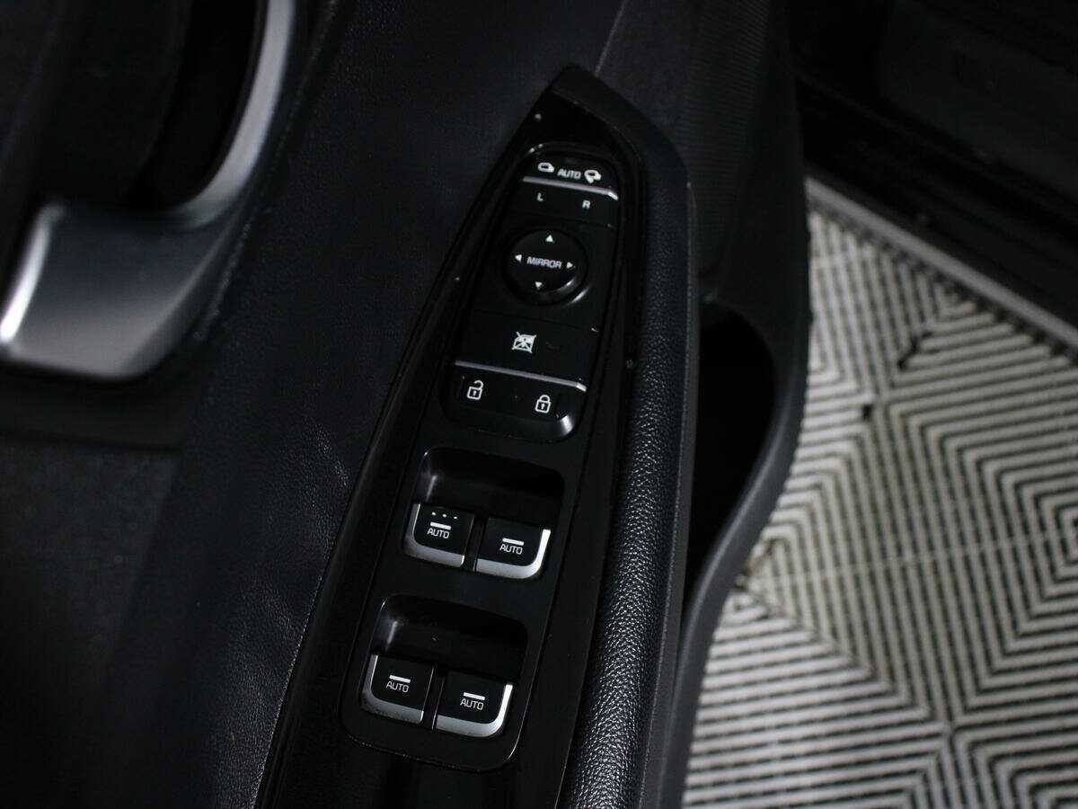 Б/У Киа Оптима 2018 года. Фото: #14