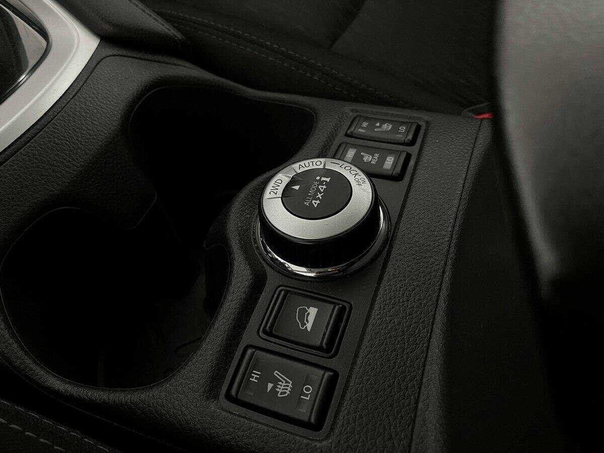 Б/У Ниссан Икс-Трейл 2018 года. Фото: #11