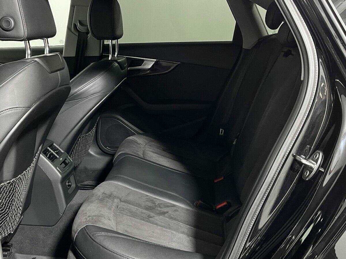 Б/У Ауди А4 2017 года. Фото: #7