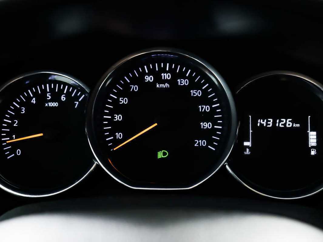 Б/У Рено Логан 2019 года. Фото: #7