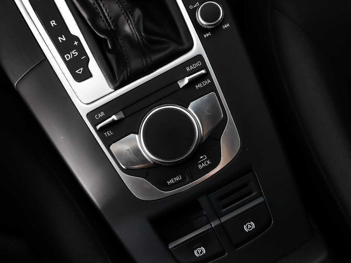 Б/У Ауди А3 2016 года. Фото: #9