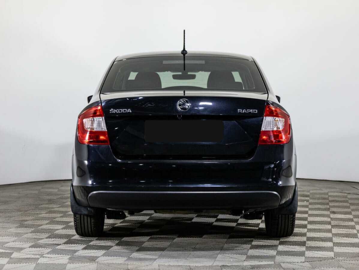 Б/У Шкода Рапид 2016 года. Фото: #4