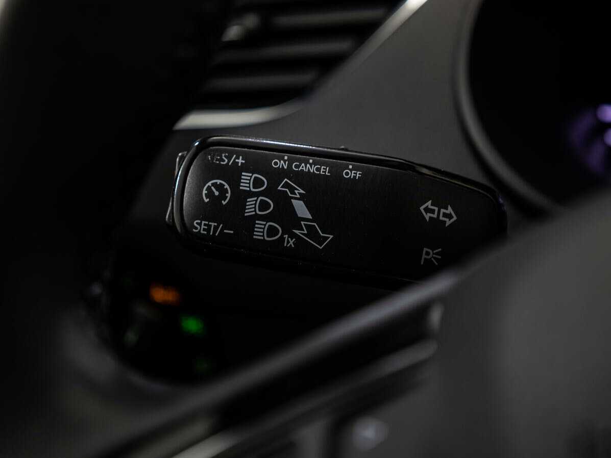 Б/У Шкода Октавия 2019 года. Фото: #16